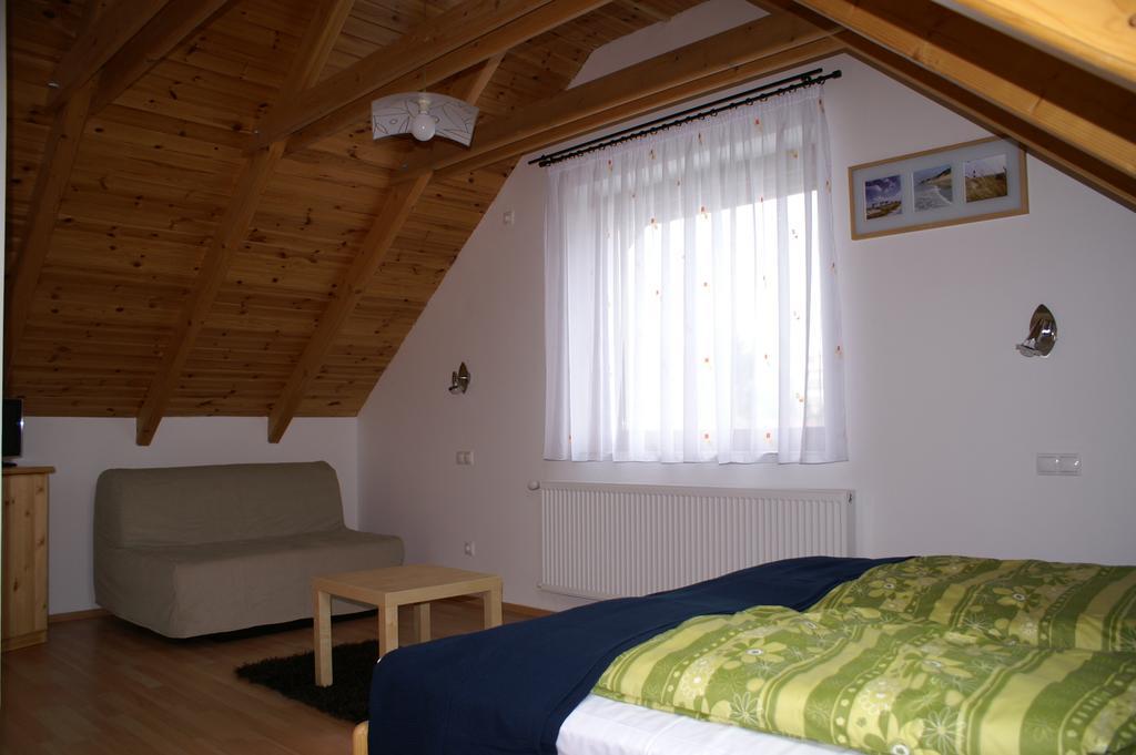Oeregtoelgy Panzio Hotel Csongrád Værelse billede